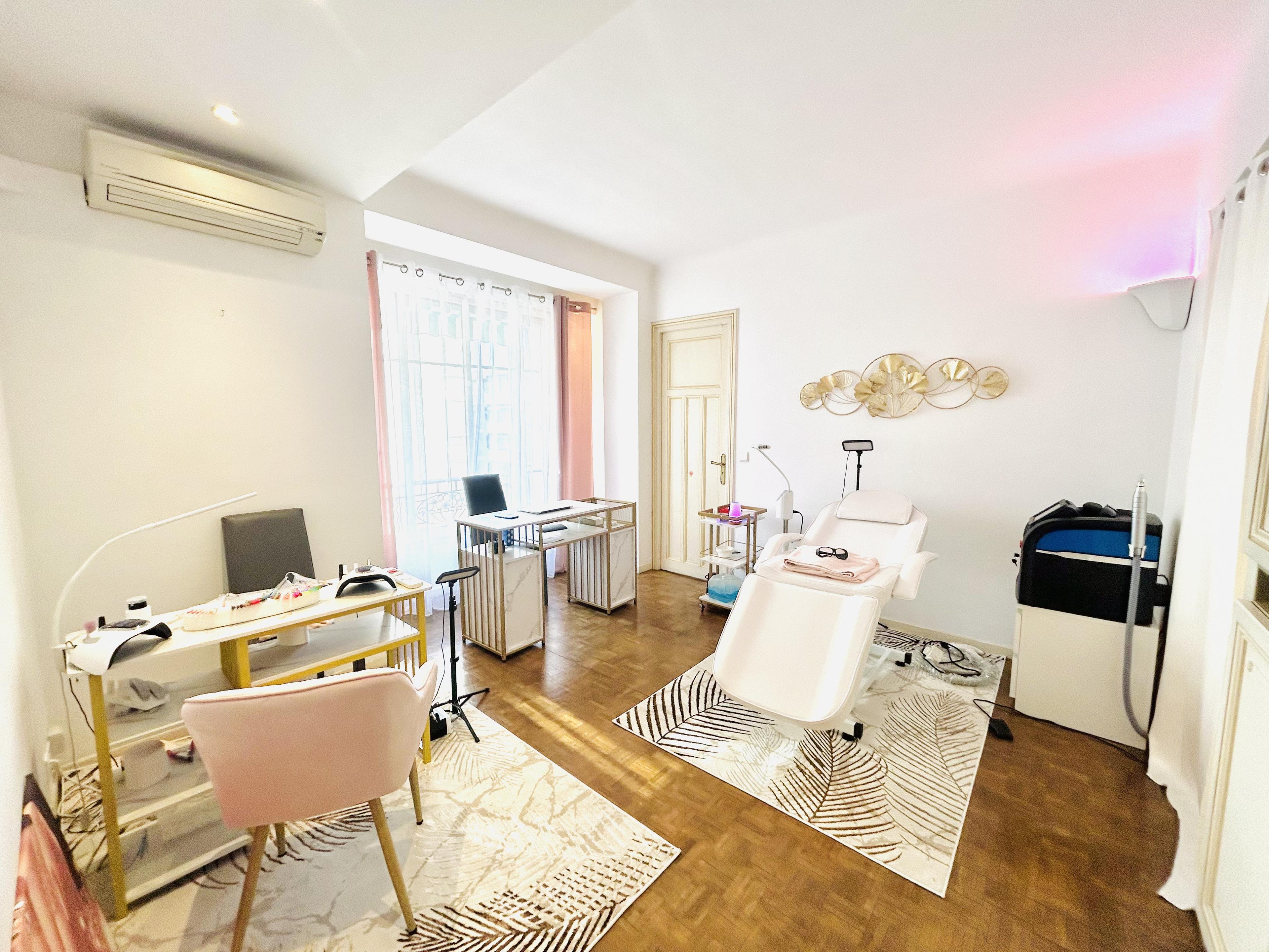 Centre Laser d'Alicia - Notre équipe et nos installations